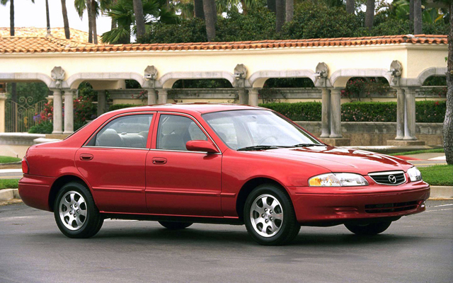 Mazda 626 2001 г.в