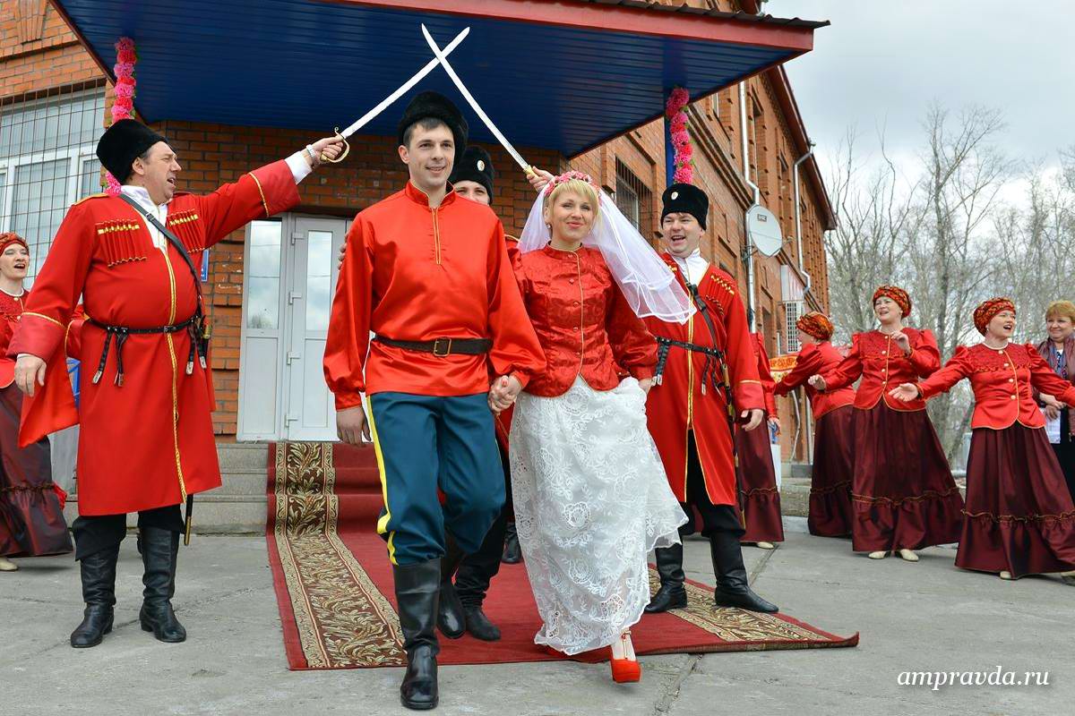 Свадьба в казачьем стиле в селе Тамбовка Амурской области (1) 