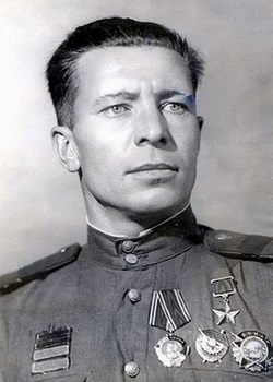 «Да нечего мне рассказывать, поваром я служил…»