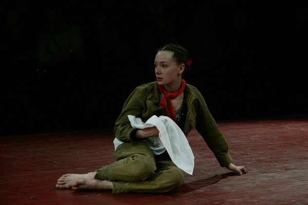 Голая Попка Андреы Лоу – Тюдоры (2007)