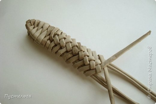 ПЛЕТЕНИЕ ИЗ ГАЗЕТ ЯЩЕРКИ