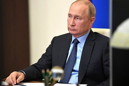 Путин поручил создать Национальную базу генетической информации