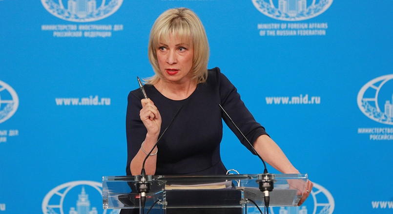 Захарова выставила власти Франции дураками Захарова выставила власти Франции дураками