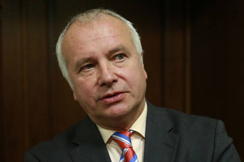 Рар о реакции Запада на события близ Крыма: накручивается опасная ситуация Рар о реакции Запада на события близ Крыма: накручивается опасная ситуация