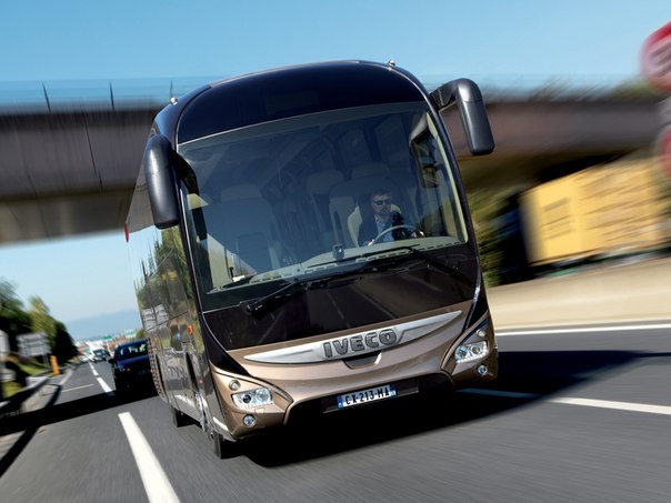 Iveco Magelys Pro стал «Автобусом года-2016»