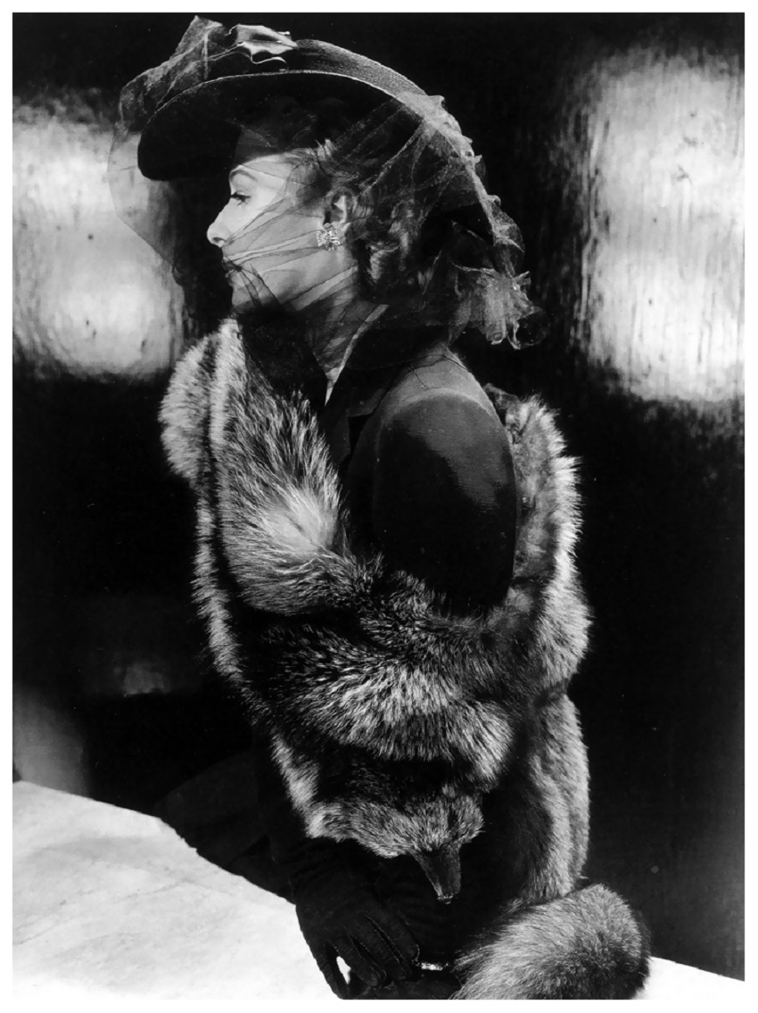 Maurine Zollman, one of John Powers’ early supermodels, Vogue, May 1, 1941 Photo John Rawlings.jpg Maurine Zollman, one of John Powers’ early supermodels, Vogue, May 1, 1941 Photo John Rawlings.jpg
