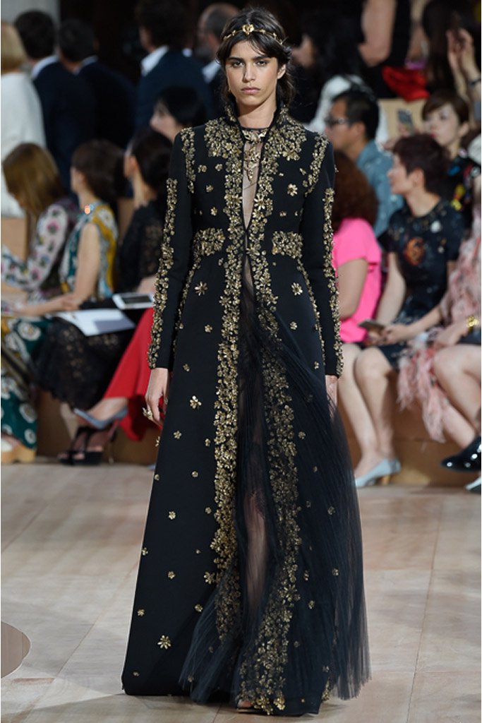 Мистический Рим в коллекции Valentino осень 2015 Couture Мистический Рим в коллекции Valentino осень 2015 Couture