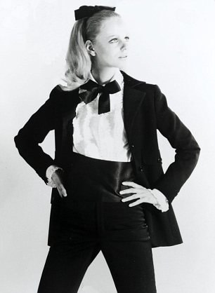 ВЫБОР ВЕЧЕРНЕГО НАРЯДА (ПЛАТЬЯ И НЕ ТОЛЬКО) НА НОВОГОДНЮЮ ВЕЧЕРИНКУ. Советы эксперта. ВЫБОР ВЕЧЕРНЕГО НАРЯДА (ПЛАТЬЯ И НЕ ТОЛЬКО) НА НОВОГОДНЮЮ ВЕЧЕРИНКУ. Советы эксперта.