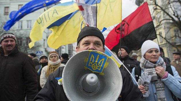 Последняя схватка перед распадом: Украина оказалась в положении СССР Последняя схватка перед распадом: Украина оказалась в положении СССР