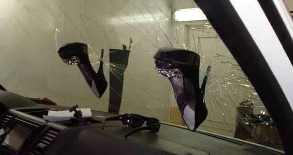 26 безумных фотографий девушек, которые не должны были попасть в интернет (26 фото)