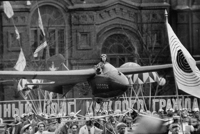 Как проходили майские праздники в Москве в 1958 году 1 мая, москва