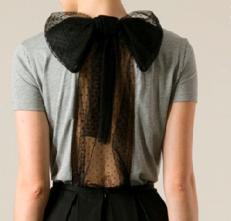 Благородные футболки Red Valentino