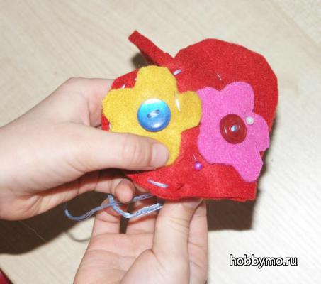 Сердечки из фетра своими руками. Детские поделки
