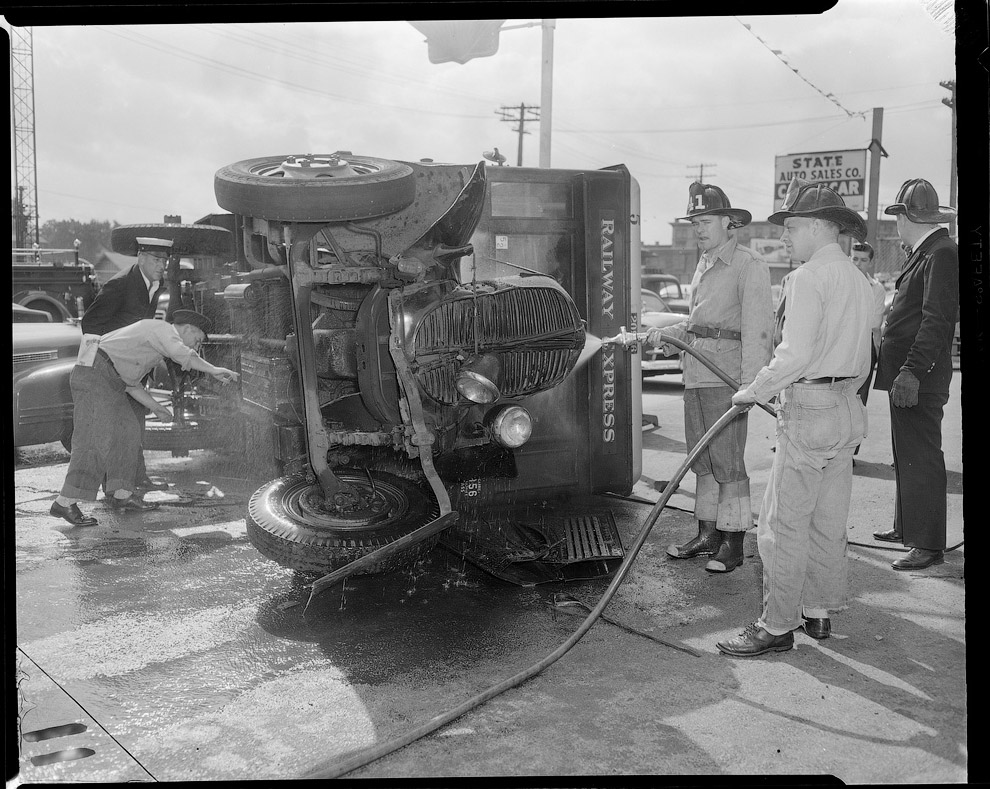 Фото подборка аварий на дорогах Америки в 1930—1950 годах