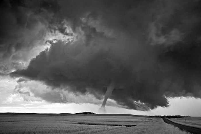 Шторм в фотографиях Mitch Dobrowner