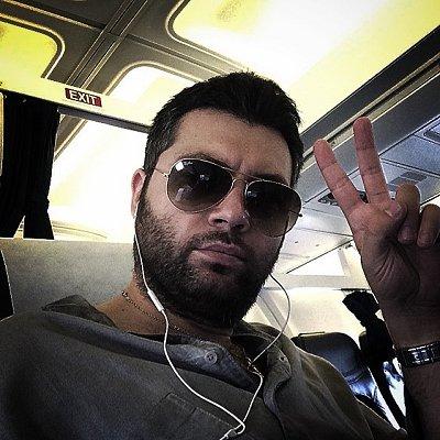 Певец Алексей Чумаков: "Стыдно за то, что вы часть нашей великой страны" Певец Алексей Чумаков: "Стыдно за то, что вы часть нашей великой страны"