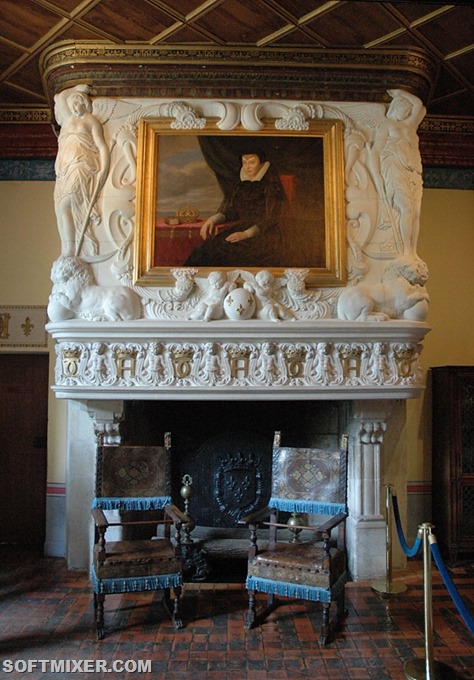 ChenonceauChambredeDianedePoitiersFireplace
