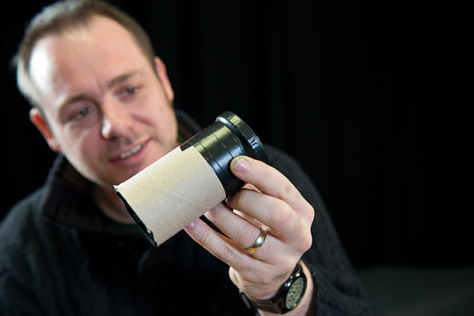 Macro-lens-made-from-a-toilet-roll