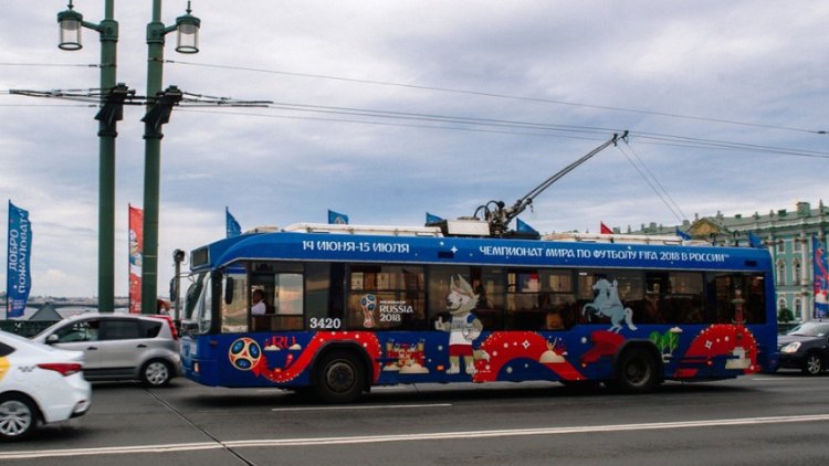 Автобусы-шаттлы в Петербурге перевезли 165 тысяч болельщиков