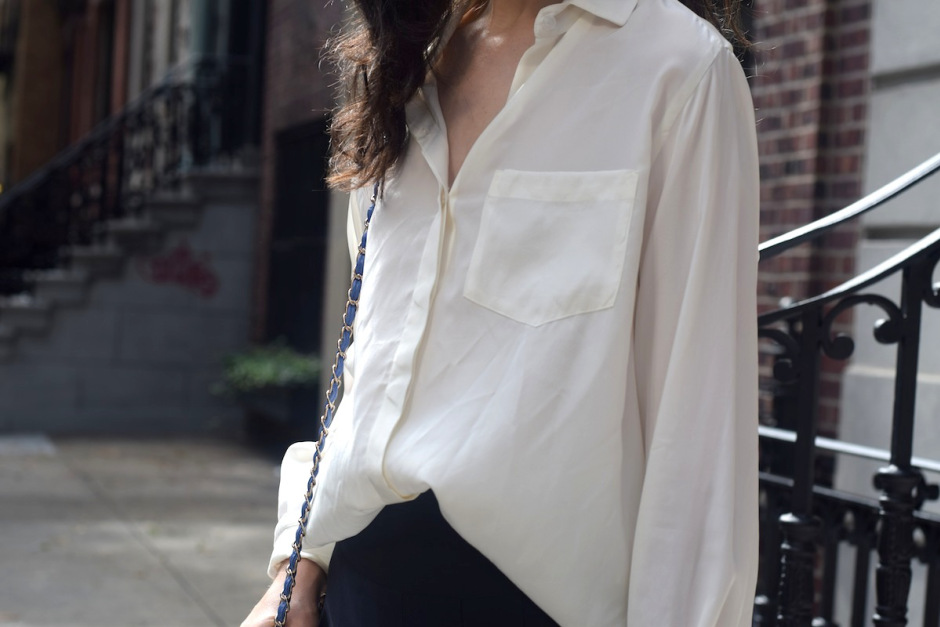 white shirt and pleated skirt 3