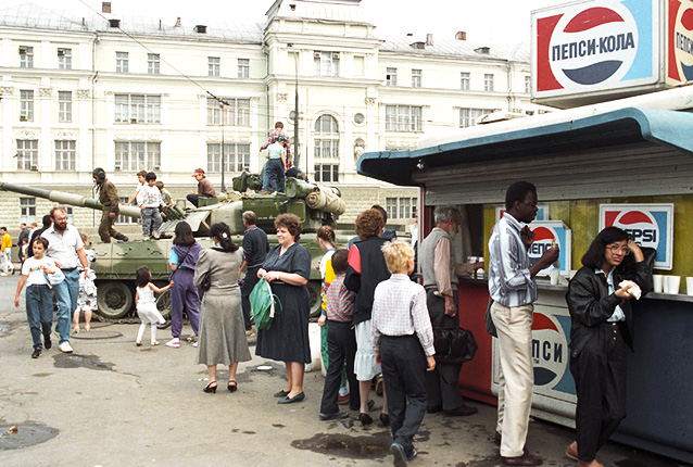 В чем особенность 1990-х?