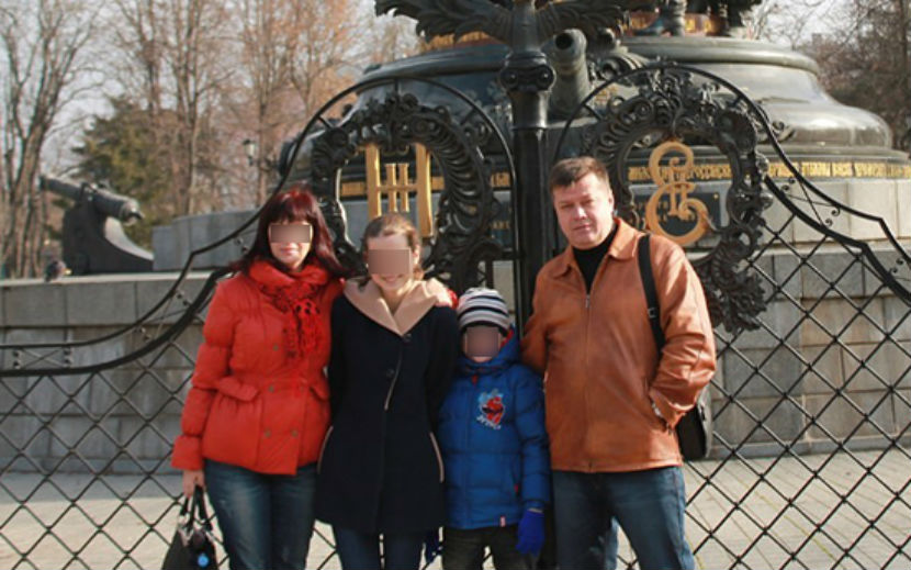 Олег Пешков с семьей