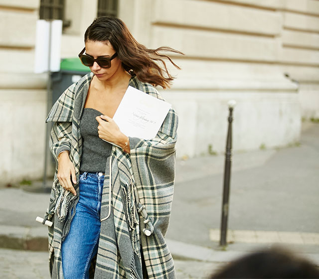 Неделя моды в Париже, весна-лето 2016: street style. Часть 1 (фото 24)