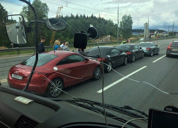 Подборка автоприколов (20 фото) Подборка автоприколов (20 фото)