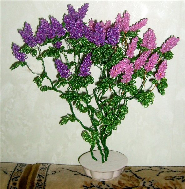 Сирень из бисера Сирень из бисера