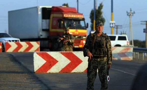 К маю Крым закроет украинскую границу