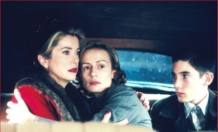 *Восток-Запад*, 1999 г.