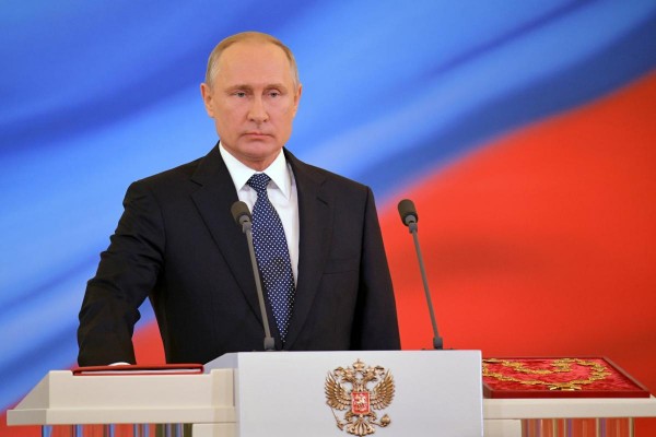 Путин отдал распоряжения относительно армии и флота