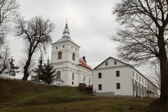 На Украине арестовали православный монастырь