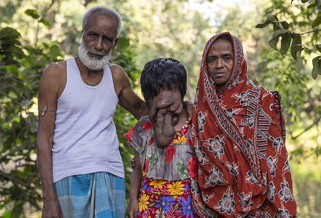 Khadija Khatoon with parents