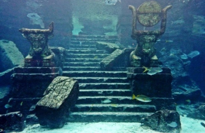 Древний город на дне моря Древний город на дне моря
