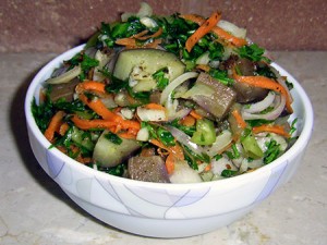 salat-s-baklazhanami-po-korejski-300x225