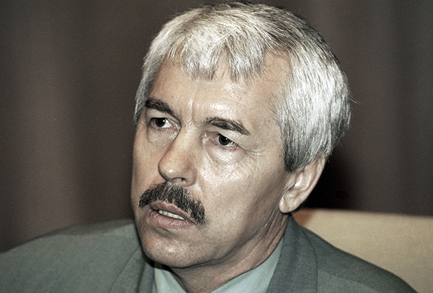 Юрий Мешков