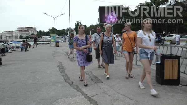Как смогли: после «волшебного пенделя» Развожаева в Артбухте замазали дыры Как смогли: после «волшебного пенделя» Развожаева в Артбухте замазали дыры