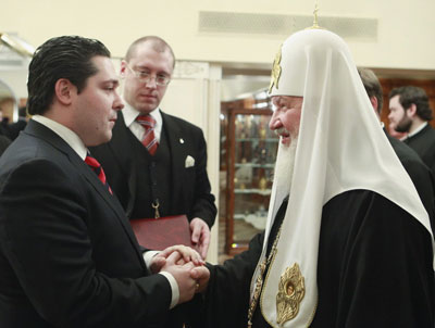 Кирилловичи рвутся к власти Кирилловичи рвутся к власти