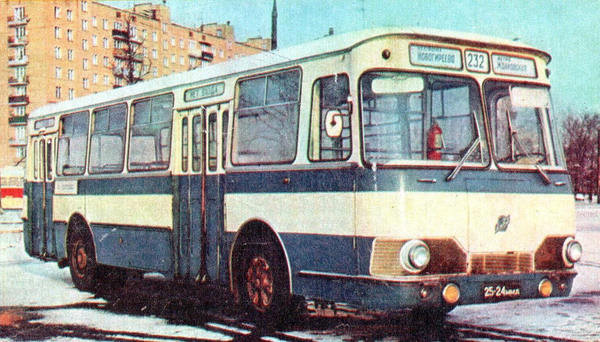 ЛиАЗ-677 авто, история