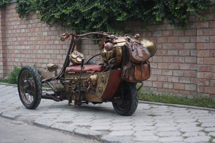 Бишкекский стимпанк-трицикл