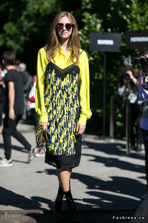 Неделя моды в Милане весна-лето 2016 - street style Неделя моды в Милане весна-лето 2016 - street style