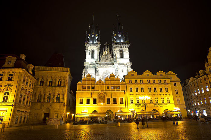 Church_of_the_Virgin_Mary_Before_Tyn_(8349054152) (700x467, 89Kb)