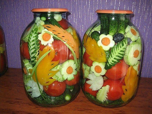 Не только вкусные, но и красивые домашние заготовки. Такое даже в погреб ставить жалко! Не только вкусные, но и красивые домашние заготовки. Такое даже в погреб ставить жалко!