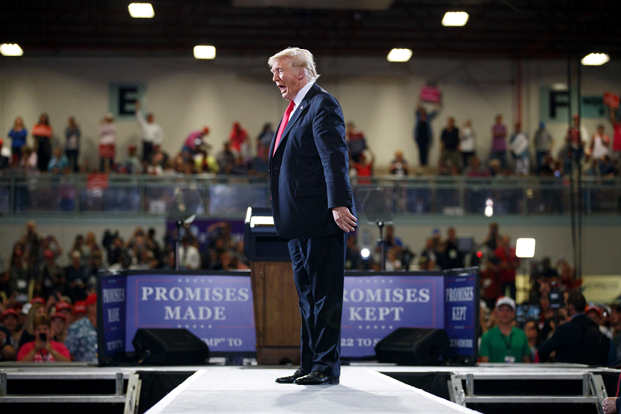 Трамп на митинге в штате Монтане.png Трамп на митинге в штате Монтане.png