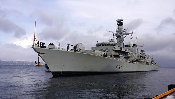 Южно-Китайское море: британский военный корабль провоцирует Китай