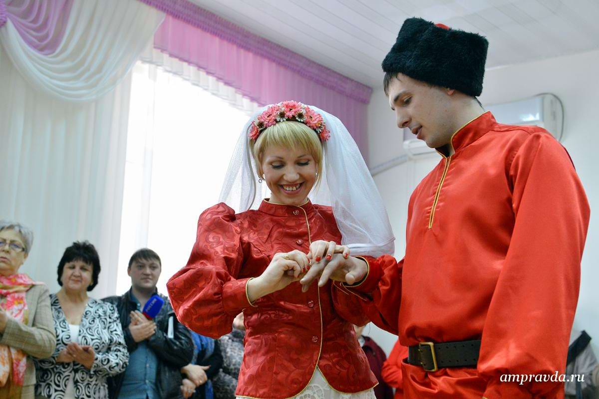 Свадьба в казачьем стиле в селе Тамбовка Амурской области (6)