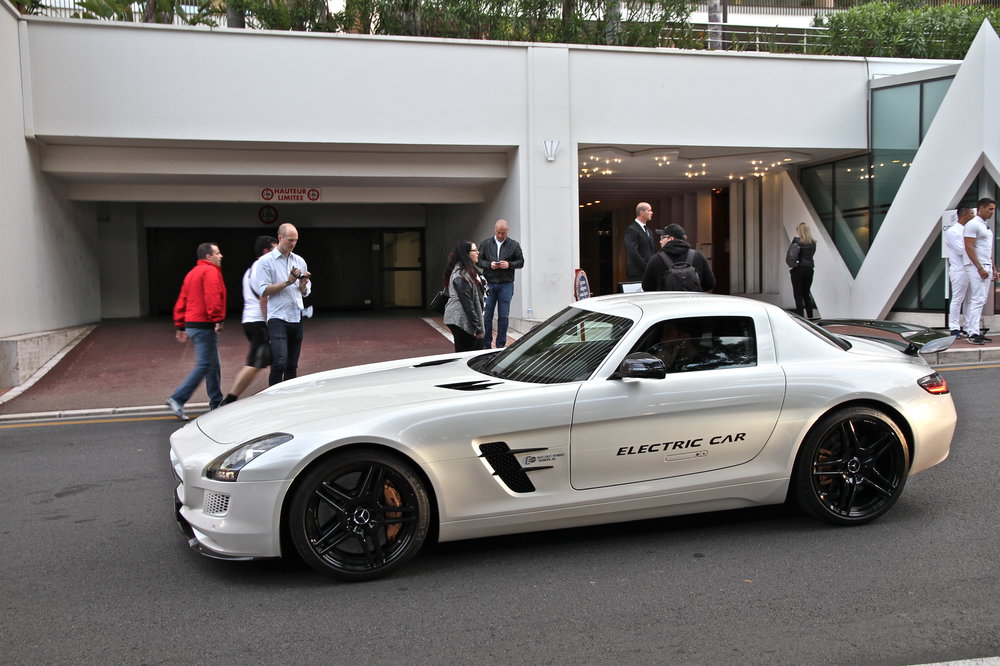 Mercedes-Benz SLS AMG Coupé