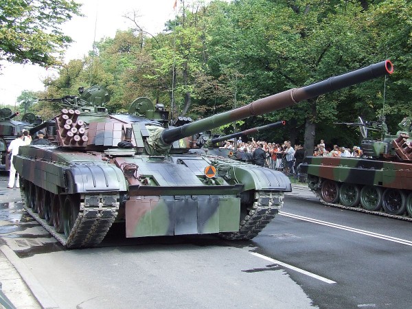 Новый этап  войны: Польские танки уже на Донбассе