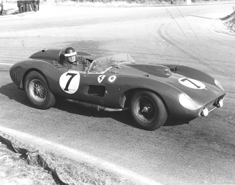 Ferrari 1957 года был продан за рекордные 32 миллиона евро Scaglietti, ferrari, аукцион, олдтаймер, ретро автомобиль